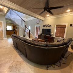 Hidden Gem Exuma - KING BED master suite and central air