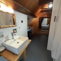 La cabane: Chambre double, salle de bain privée