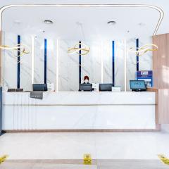 Holiday Inn Express Shanghai Jinqiao Central by IHG