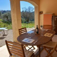 Detached villa with secure private garden, 800 metres from medieval village