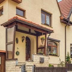 3 Bedroom Stunning Home In Jena