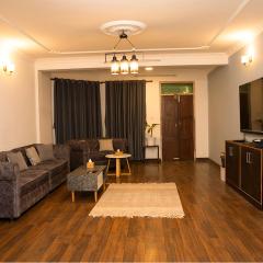 8 Peaks Serviced Apartments