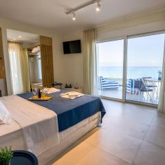 La Mer Bleue Boutique Suite