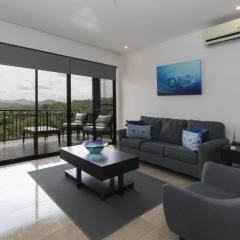 Roble Sabana 304 Luxury Apartment - Reserva Conchal