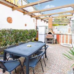 4 Bedroom Awesome Home In Benevento