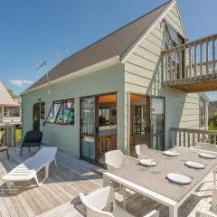 Te Whare Whakatā - Onemana Holiday Home