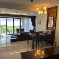 Lakeside Allamanda Apartment