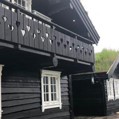 Large mountain cabin close to Norheimsund Hardanger fjord