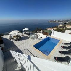 3 bed villa with stunning views and private pool