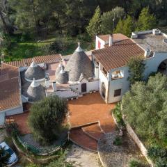 Trulli nel Bosco Itria Valley