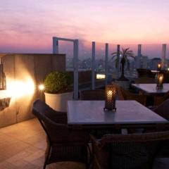 INTERNATiONAL PLAZA JARDINS ROOFTOP THE VIEW-AV PAULISTA