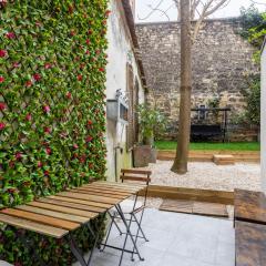 Rare! private garden in Paris, close to Sacre Coeur Basilica!