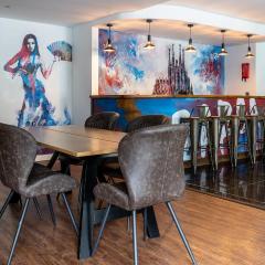 The Bling Hotel by UStay Aparthotels