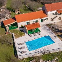 Villa Villa Karaga - with private pool