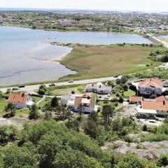 2 person holiday home in Öckerö-By Traum