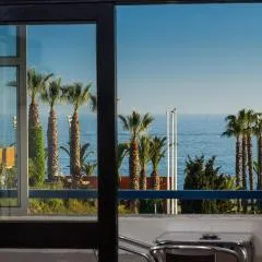 Apartamentos Azul Mar
