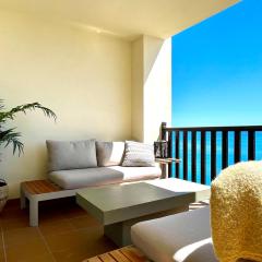 Stunning direct sea views 2 bed apartment at Balcon de Benamádena by Solrentspain Stays