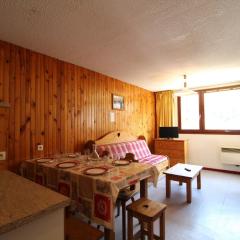 Appartement Lanslebourg-Mont-Cenis, 3 pièces, 7 personnes - FR-1-508-3