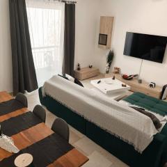Minimal 3BR Apartment in Athens