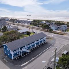 Inn at Rockaway Beach Unit 10