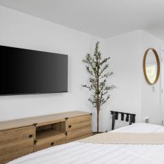 Inn at Rockaway Beach Unit 7