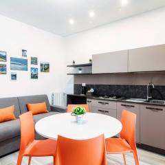 Lianora Apartment by Quokka 360 - comfortable and modern flat in the centre of Como