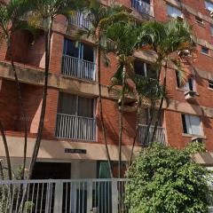 Apto na praia do Guarujá