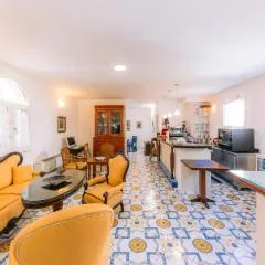 Hotel Toro