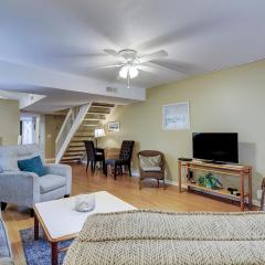 Private BBQ grill Two King Beds 2 Twins Bikes & Beach Gear included