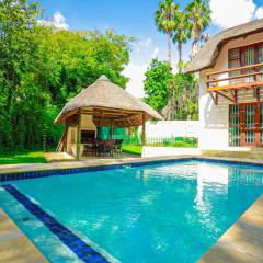 Charming Country Villa Sandton with Back Up Power & Water