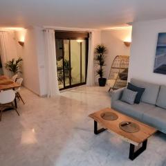Luxury apartment in the heart of Moraira & 200mtrs from the sea