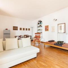 Cozy APT with Balcony - Porta Romana District