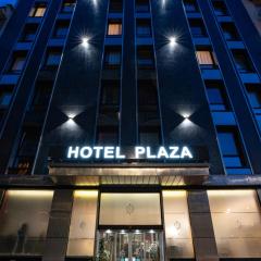 호텔 플라자(Hotel Plaza)