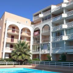 Studio cabine à Sète avec piscine, terrasse, parking privé, à 1km de la plage - FR-1-338-504