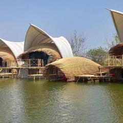 bamboo villa