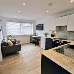 Eastern Green Apartment, Penzance - Beach access and Parking