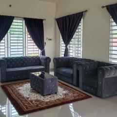 Pro-Qaseh Room Stay , Darulaman Lake Home