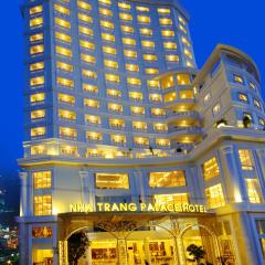 ニャ チャン パレス ホテル（Nha Trang Palace Hotel）