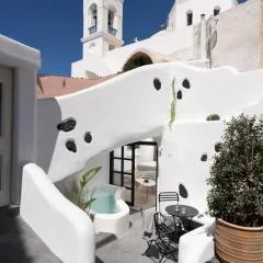 Nisó Cave Suites