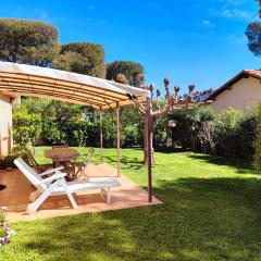 Côté Jardin - T2 avec Terrasse Couverte et Jardin