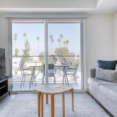 Brentwood 2BR w Gym Rooftop WD nr UCLA LAX-612