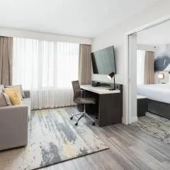 Delta Hotels by Marriott Vancouver Downtown Suites
