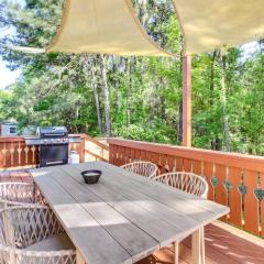 Cheerful Savannah Vacation Rental with Fire Pit!