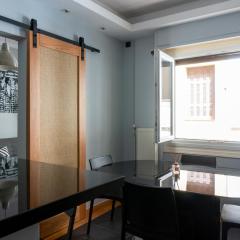 The Burton Luxury 1BR in Plaka, Athens