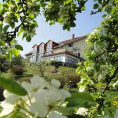 Landhotel BurgenBlick Garni & Tagungshotel