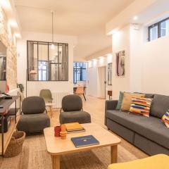 Design architect Loft for 10 guests near metro