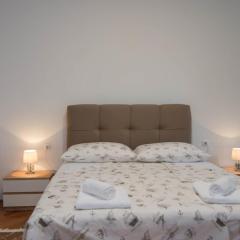 Apartment Villa Garina II