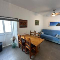 Apartment in old town with roof terrace and fibre, Tarifa