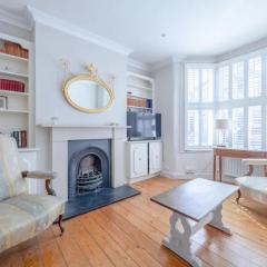 Charming 2 Bedroom Home in West London