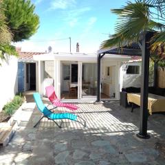 Maison Boisvinet Saint-Gilles-Croix-de-Vie, 4-5 p, belle cour intérieure, 200m plage